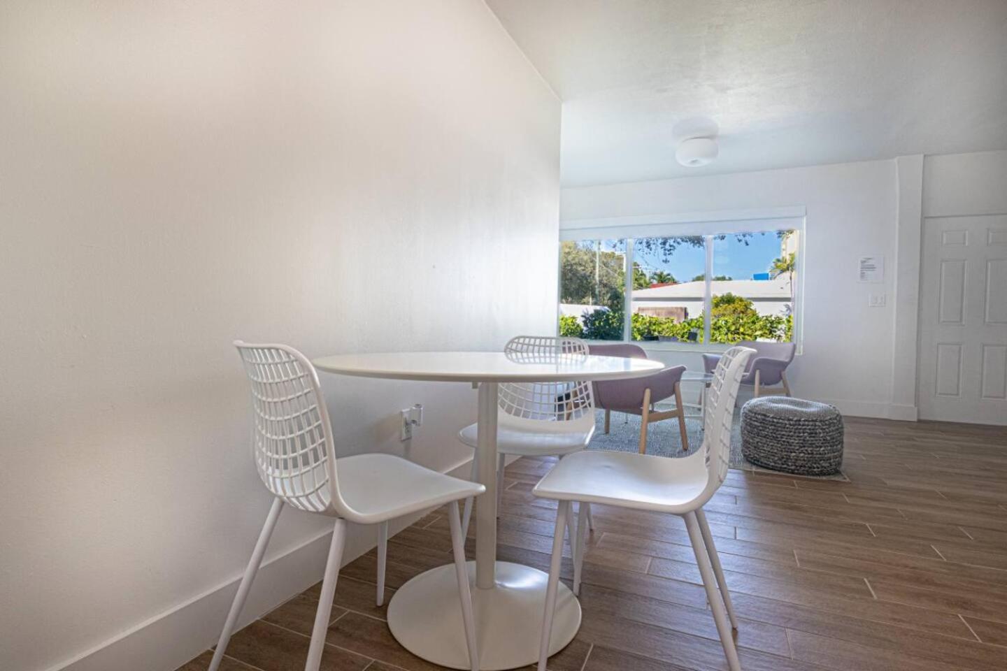 Stylish 2Bed Apartment El Portal Miami Dış mekan fotoğraf